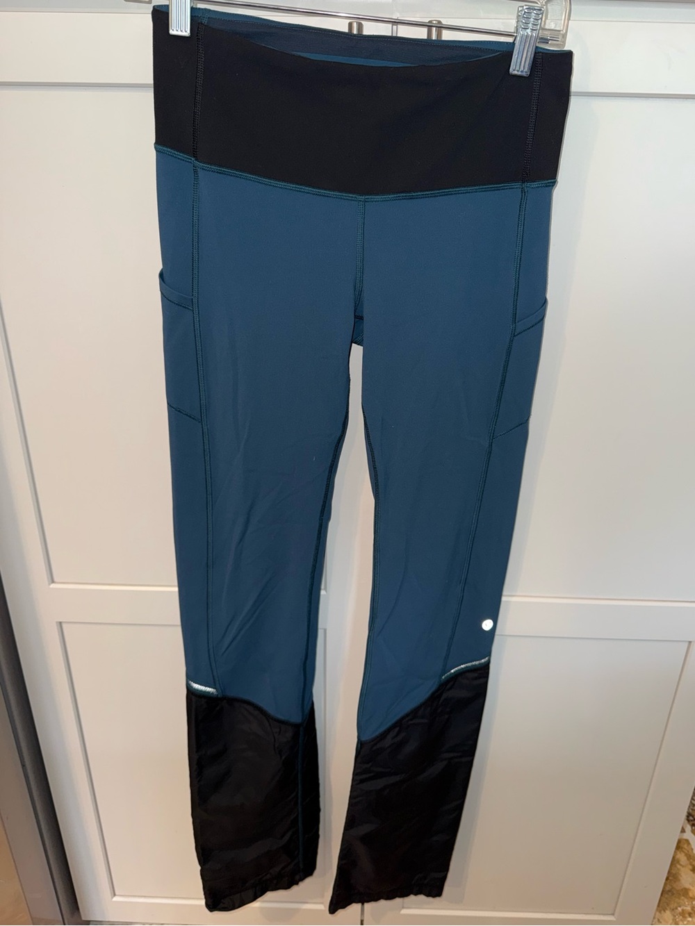 Lululemon Colorblock Running Leggings Teal Black Reflective/water resistant/ 6